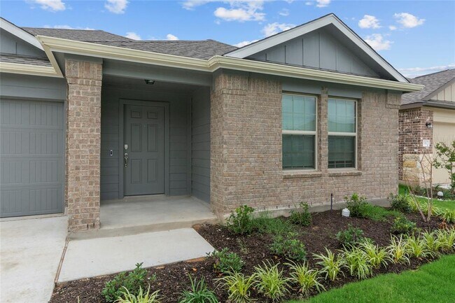 Photo - 138 Esparza Dr