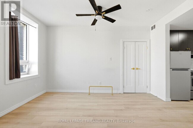 Photo - 423 Richmond St Unit 303