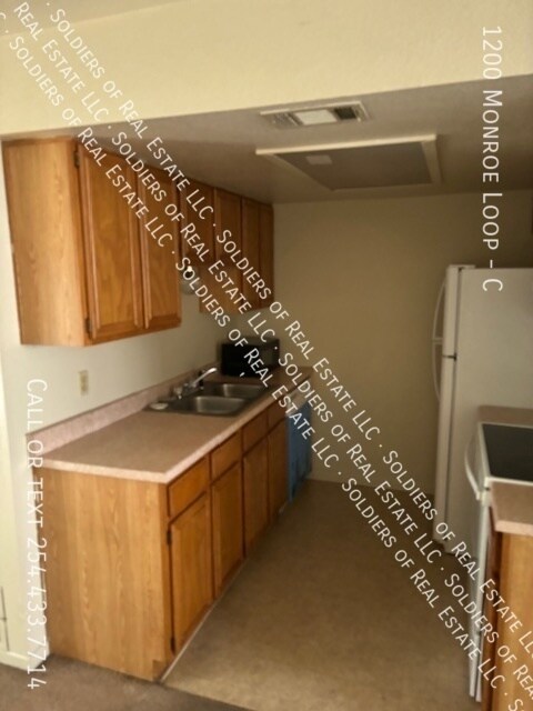 Photo - 1200 Monroe Loop Unit C