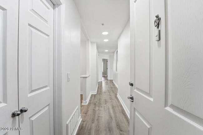 Photo - 5450 E Deer Valley Dr Unit 3023