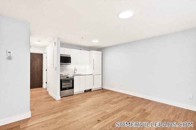 Photo - 162 Summer St Unit 14