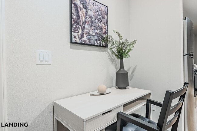 Photo - 1650 Harris Hill Rd Unidad 07-7305