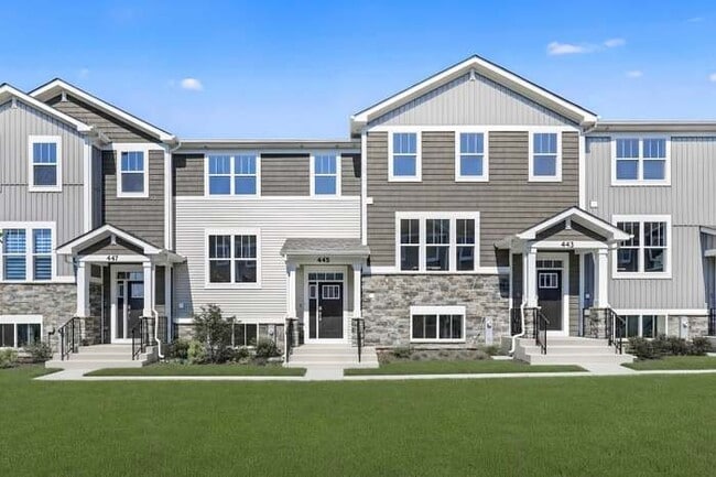 445 Red Oak Cir