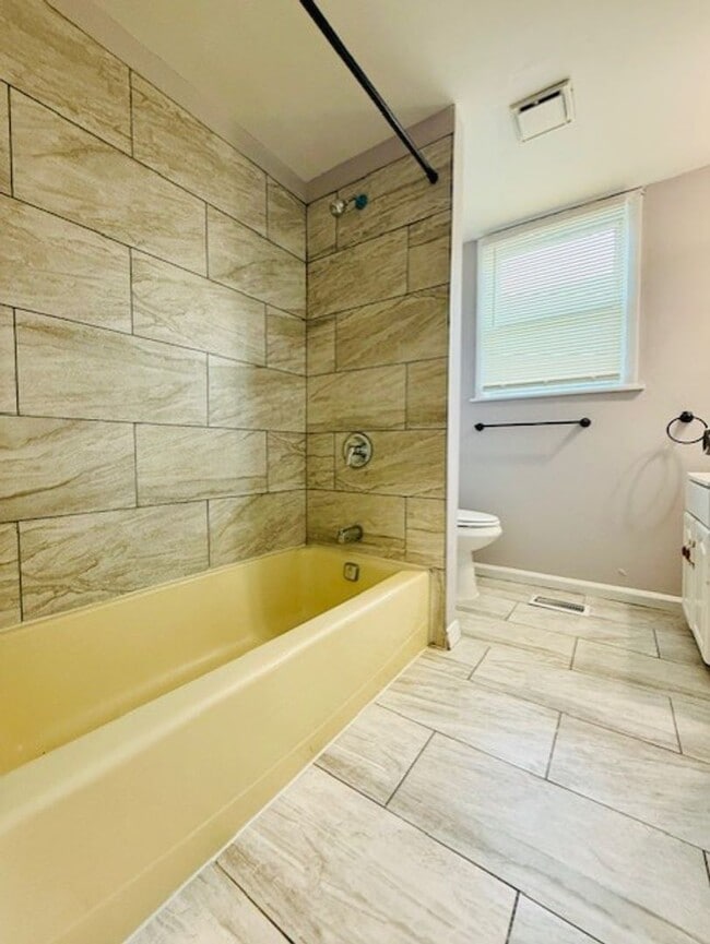 Photo - 2300 Tioga Pkwy Unit 2