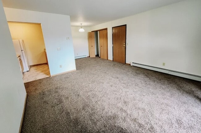 Photo - 125 W Harrington Rd