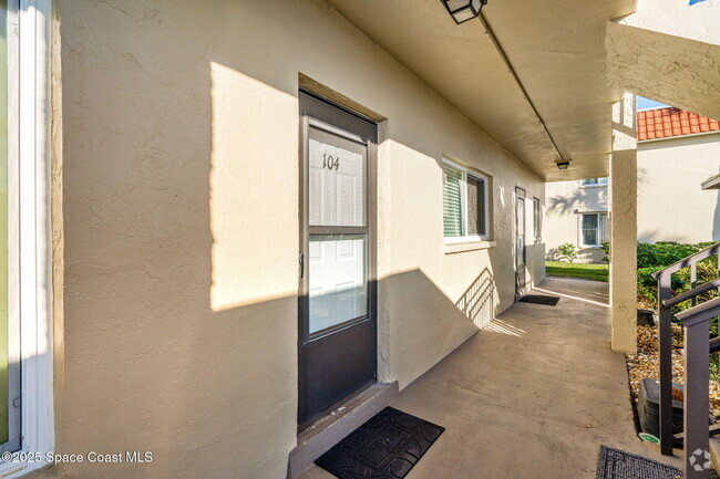 Building Photo - 201 St Lucie Ln Unit 104 Rental