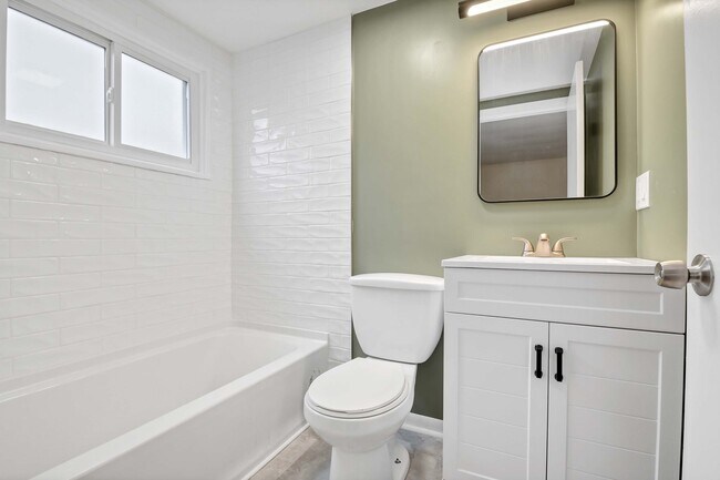 Photo - 19070 Lorain Rd