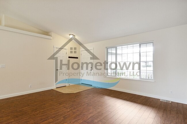 7358 Aaron St