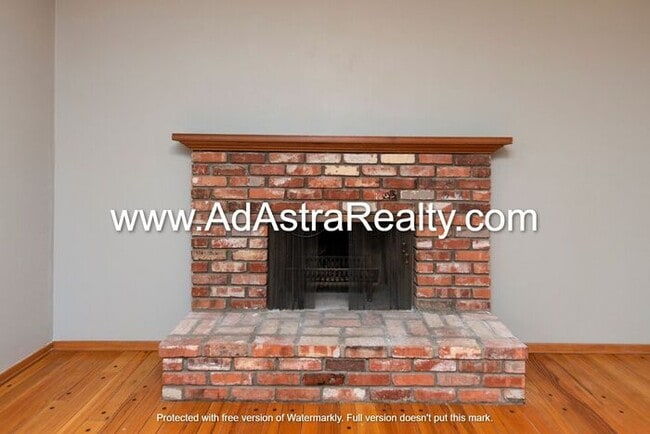 Photo - Beautiful Home in Blue Springs-Available in JULY!!