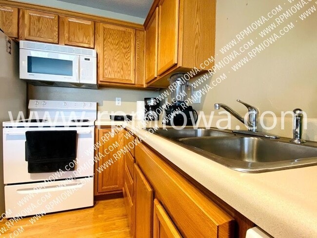 Photo - 8302 Westown Pkwy