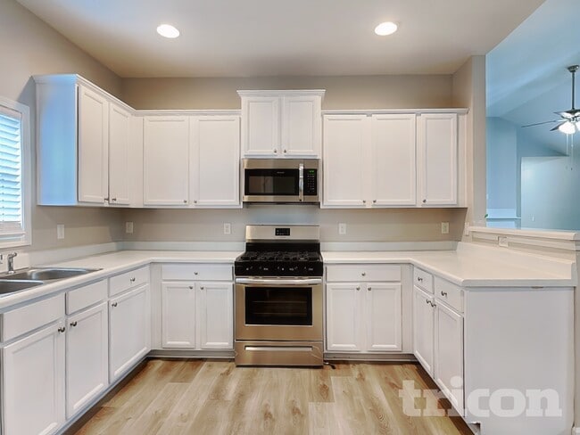 Photo - 7802 Bluefin Trail