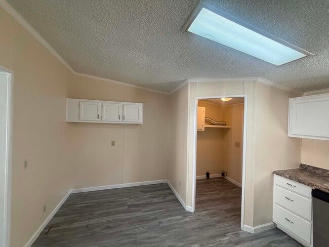 Photo - 1236 N Oaklane Rd