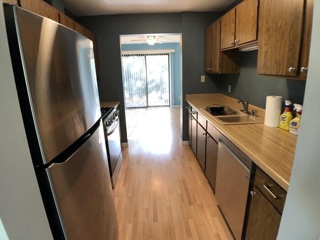 Photo - 2 Bed/1.5 Bath Townhome in St. Louis Park