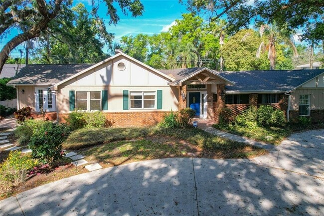 Building Photo - 1905 Seminole Trail Rental