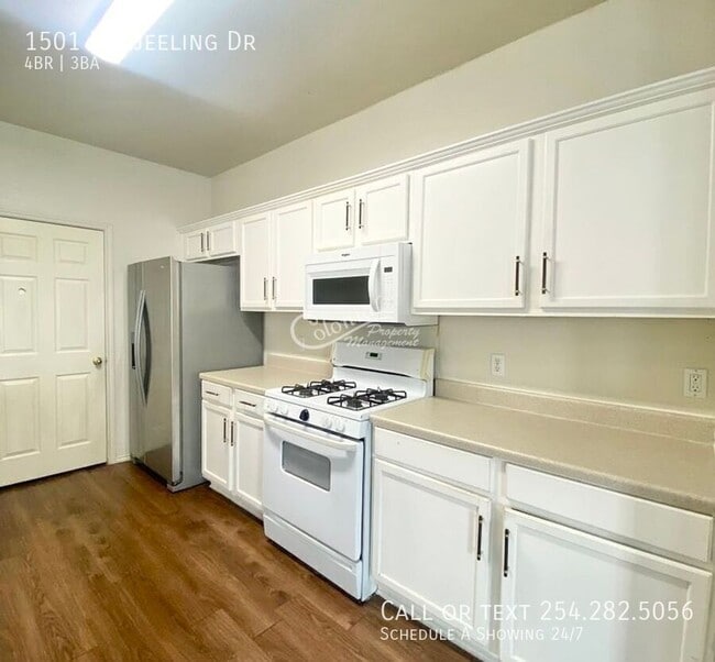 Photo - 1501 Darjeeling Dr