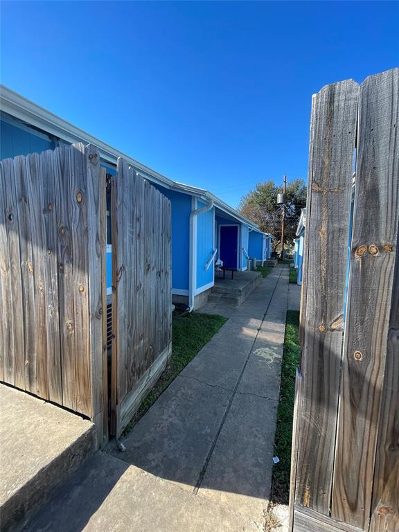 Photo - 8208 Sam Rayburn Dr