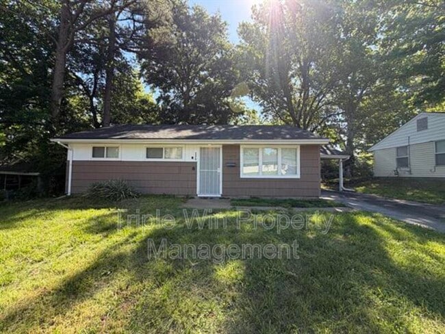 Building Photo - 5570 Winchelsea Dr