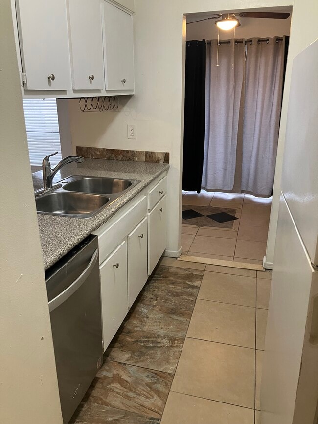 Photo - 5664 Los Gatos Dr Unidad 2