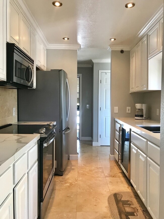 Photo - Beautiful View!! 2 Bed/2 Bath Condo, Hayward
