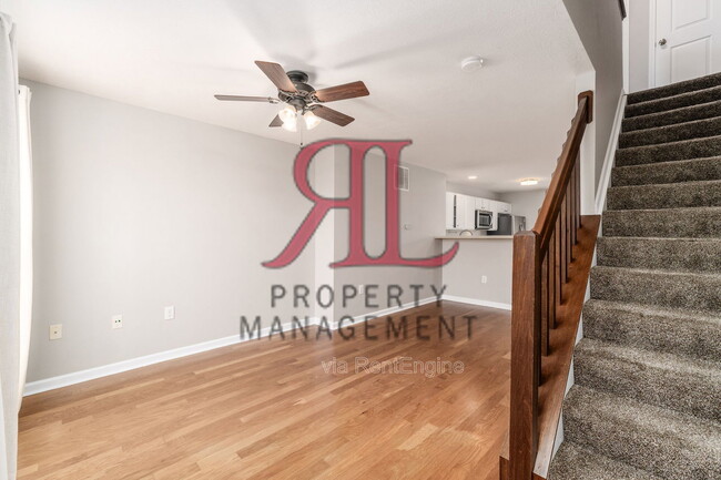 Photo - 5807 Bridgehampton Dr