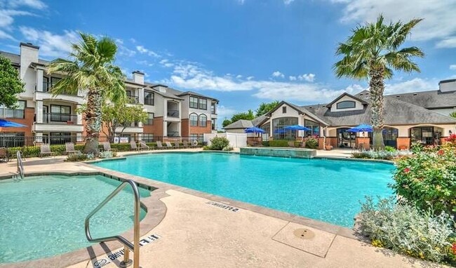 Photo - 2101 US-80 Unidad c4