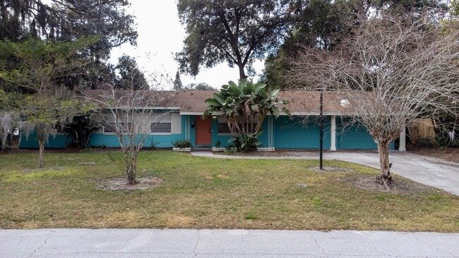 Building Photo - Cute 3/2 House with 2-Car Garage near Lake Underhill/Downtown Orlando