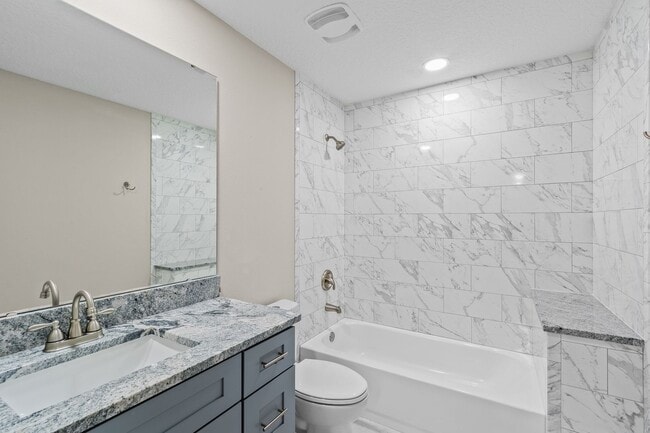 Photo - 925/927 E Clifford Ave Unidad 923