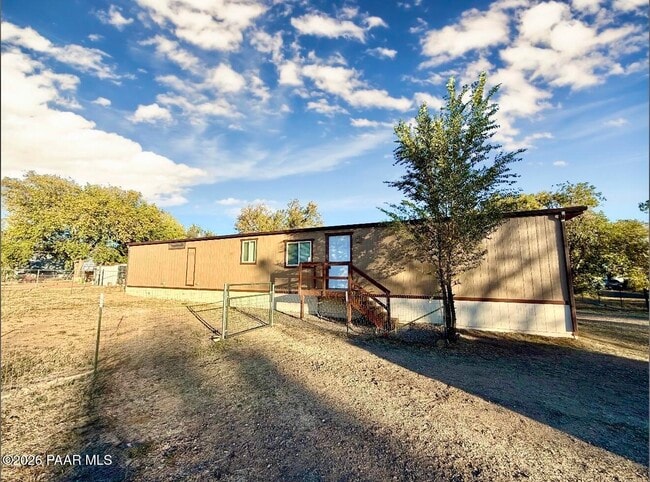 Building Photo - 950 Tumbleweed Dr
