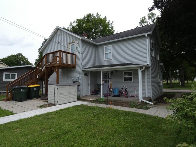 Photo - 107 Pearl St