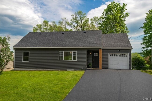Building Photo - 8 Terrace Hill Dr