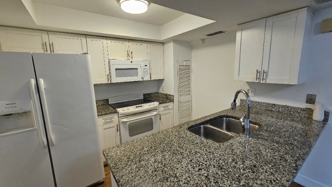 Photo - 4903 Catalina Dr