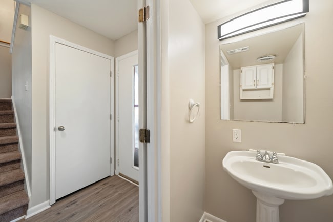 Photo - Charming 2-Bedroom townhome!