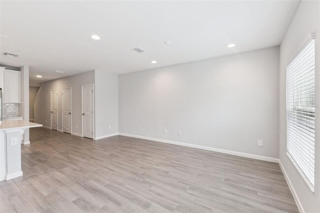 Photo - 212 Beautyberry Ln