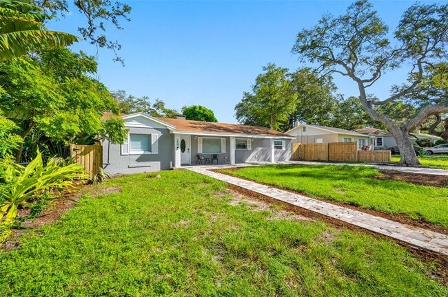 Photo - 1408 Rogers St