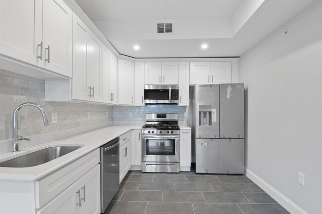 Photo - 311-315-315 West Side Ave Unit 202