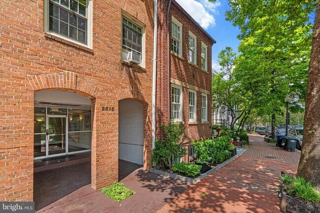 Photo - 2515 P St NW Unidad 302