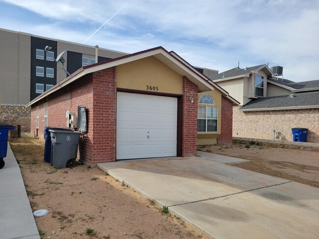 Photo - 3605 Tierra Zafiro Dr