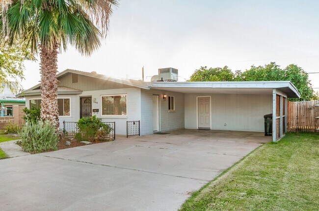 Photo - Charming Updated 3 Bed/2 Bath Home in North Central Phoenix