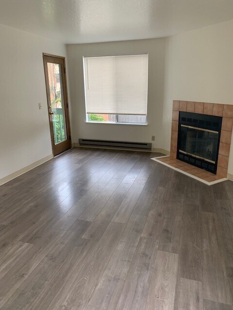 Photo - Mirrorwood Apartments