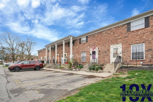 Building Photo - 141 Beacon Run W