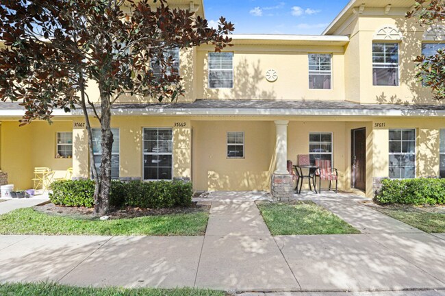 Photo - 37669 Aaralyn Rd