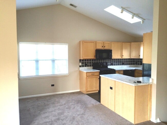 Photo - 2919 Rutland Cir