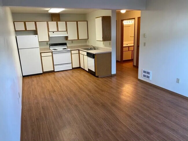 Photo - Alderwood Manor