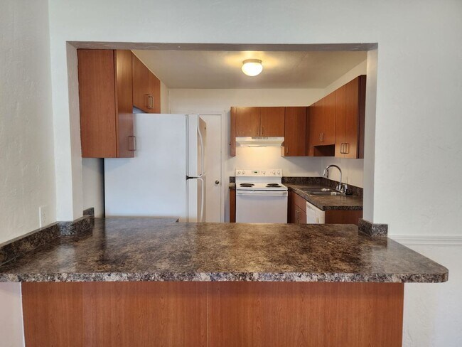 Photo - Bungalow in Northeast Gulfport