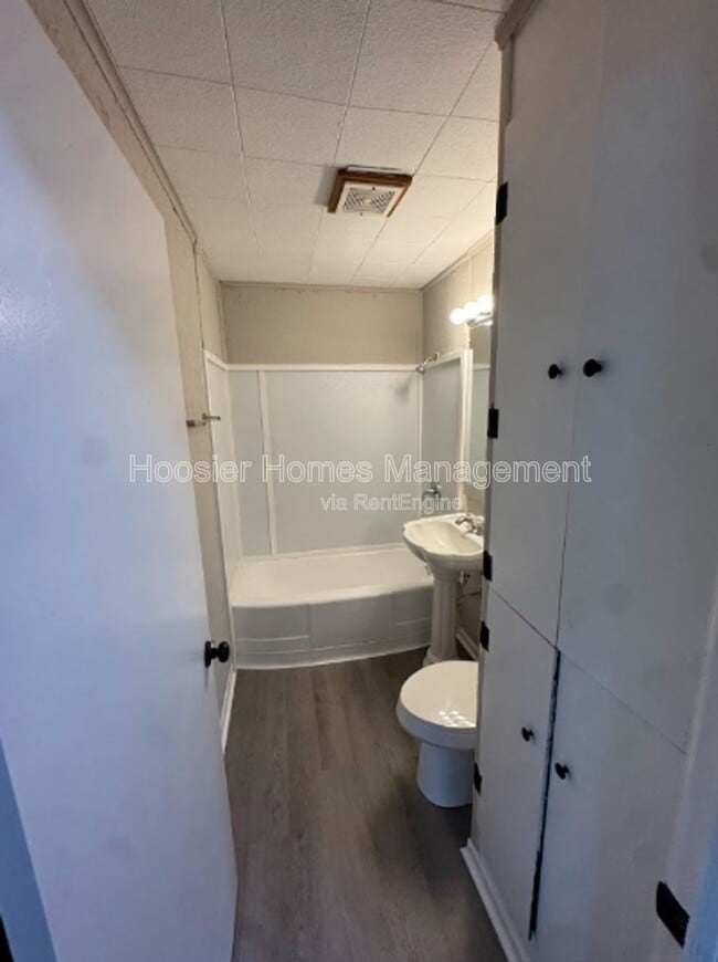 Photo - 1023 E Dixon St