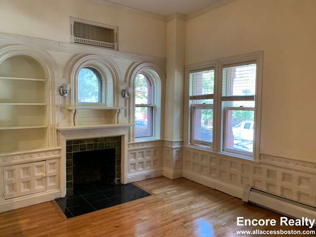 Photo - 195 Commonwealth Ave Unidad 7