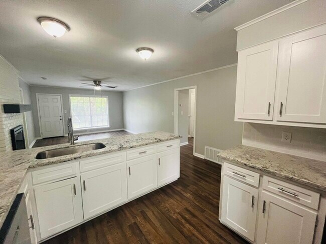 Photo - 1345 Stanton Dr