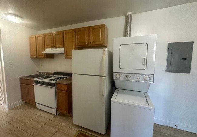 Photo - 1025 17th St NE Unit 17th st