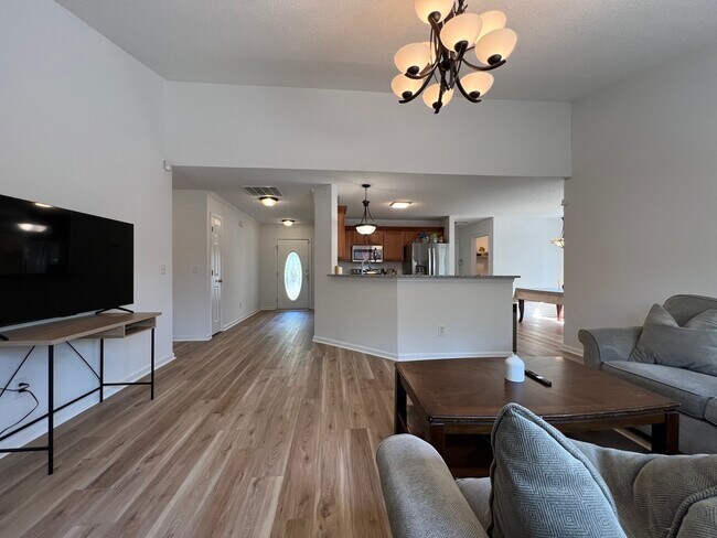 5343 Tidewater Dr