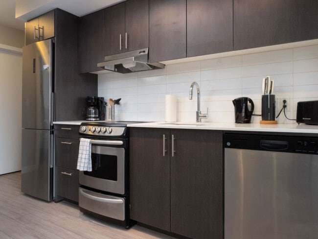 Photo - 9377-9111 111 St NW Unit SI ID1223001P